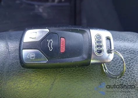 2017 Audi A4 2.0T Premium z USA, uszkodzony, nr VIN WAUGNAF43HN032436